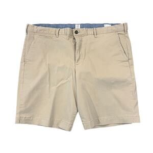 GAP Men's Iconic Khaki 10in Vintage Shorts - SIZE 42